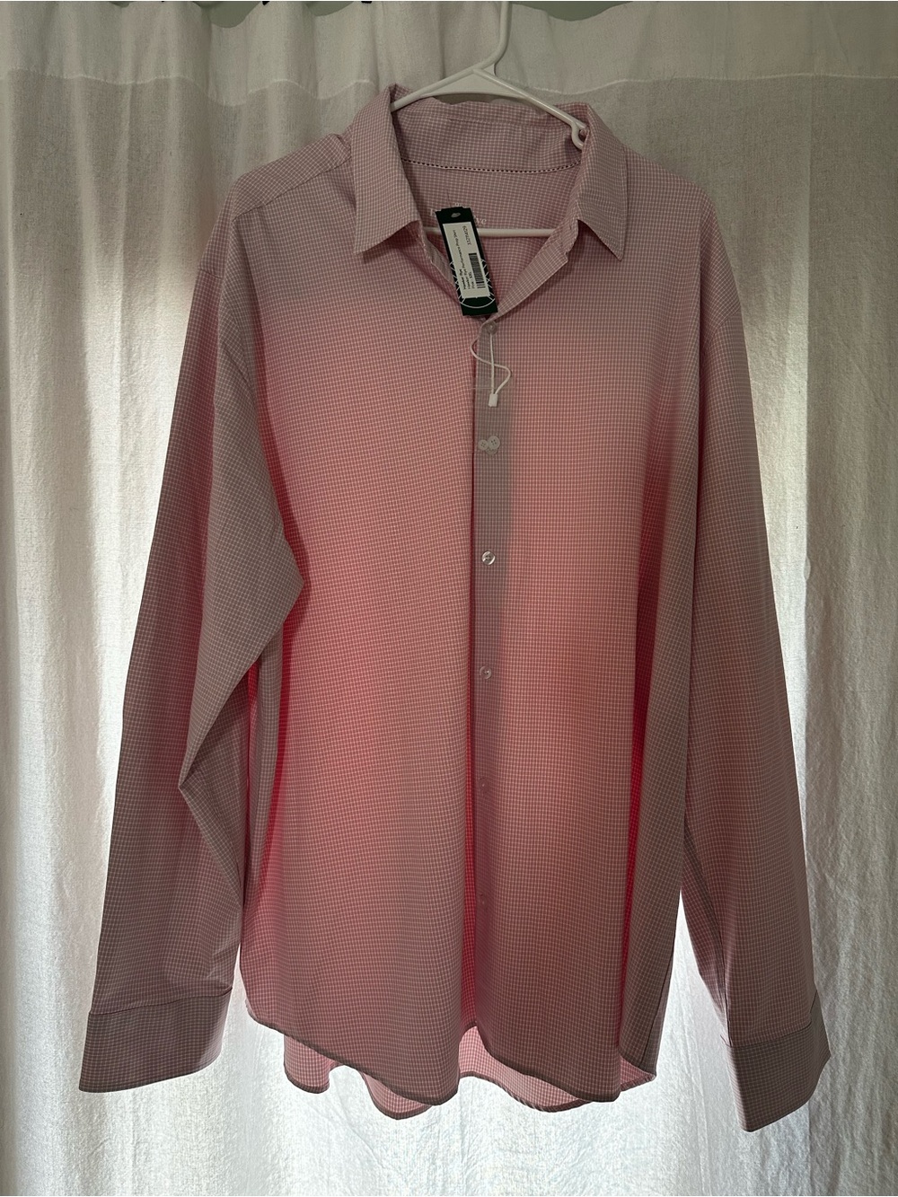 Men's Long-Sleeve Dress Shirt in Light Pink